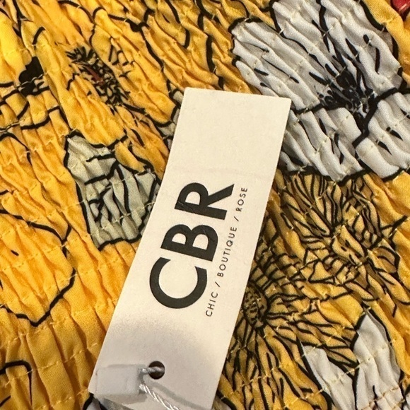 CBR Yellow Floral Off-Shoulder Crop Top - Picture 3 of 5